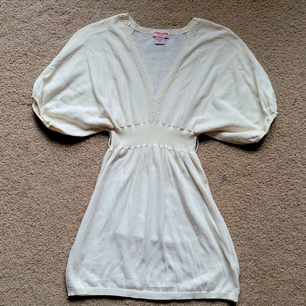 GUESS SWEATER